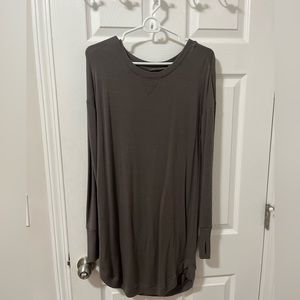 Athlete dark gray dress